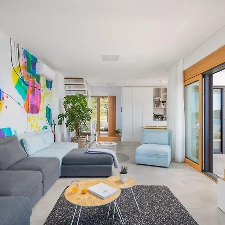 Ferienhaus Fur 8 Personen Und 1 Kind In Dvornica, Dalmatien Norddalmatien * Rogoznica (Sibenik-Knin)